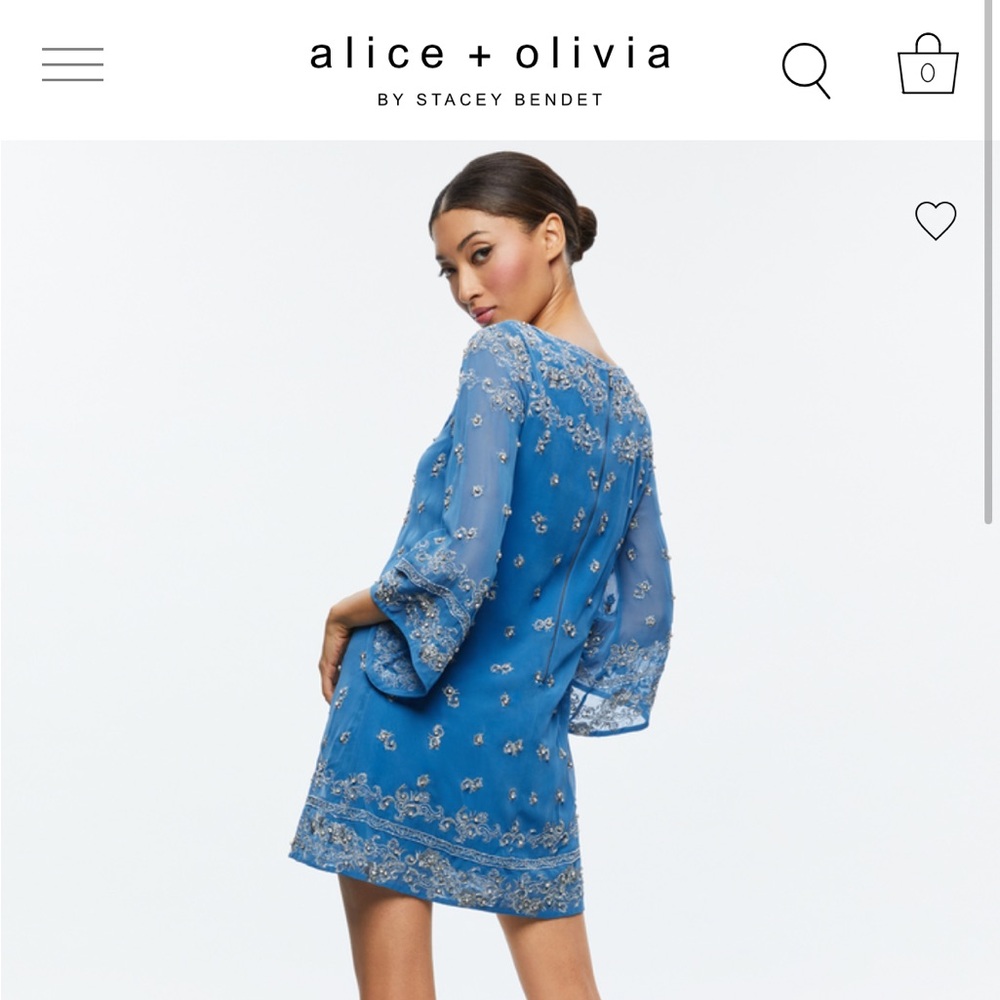 Beautiful dress in a good condition. Had worn once